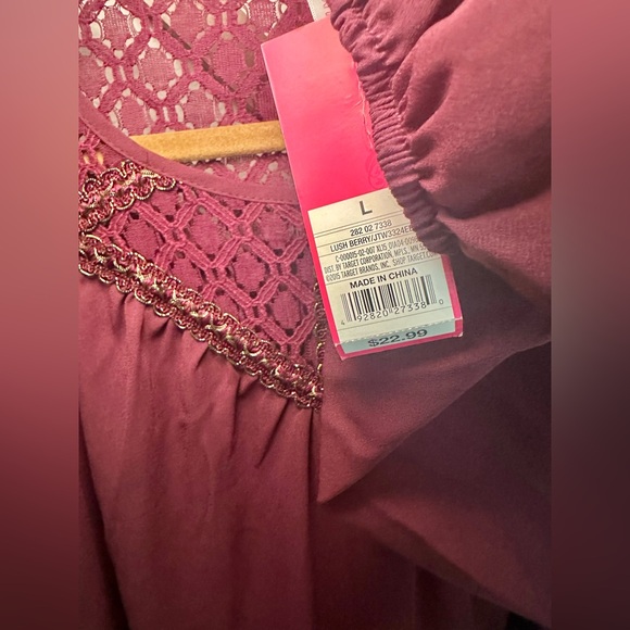 Target open shoulder blouse L - Picture 3 of 3